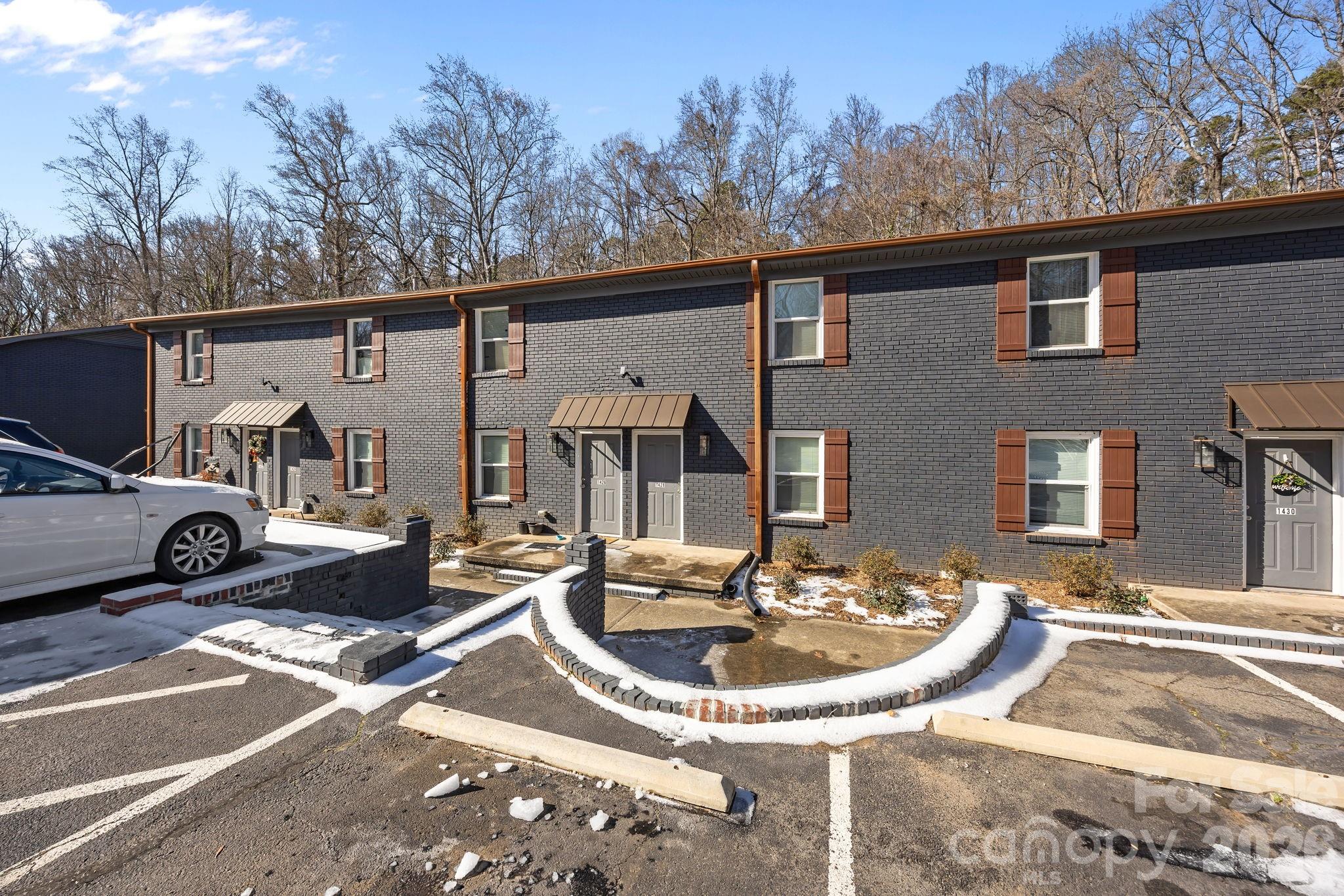 1422 Nottingham Road