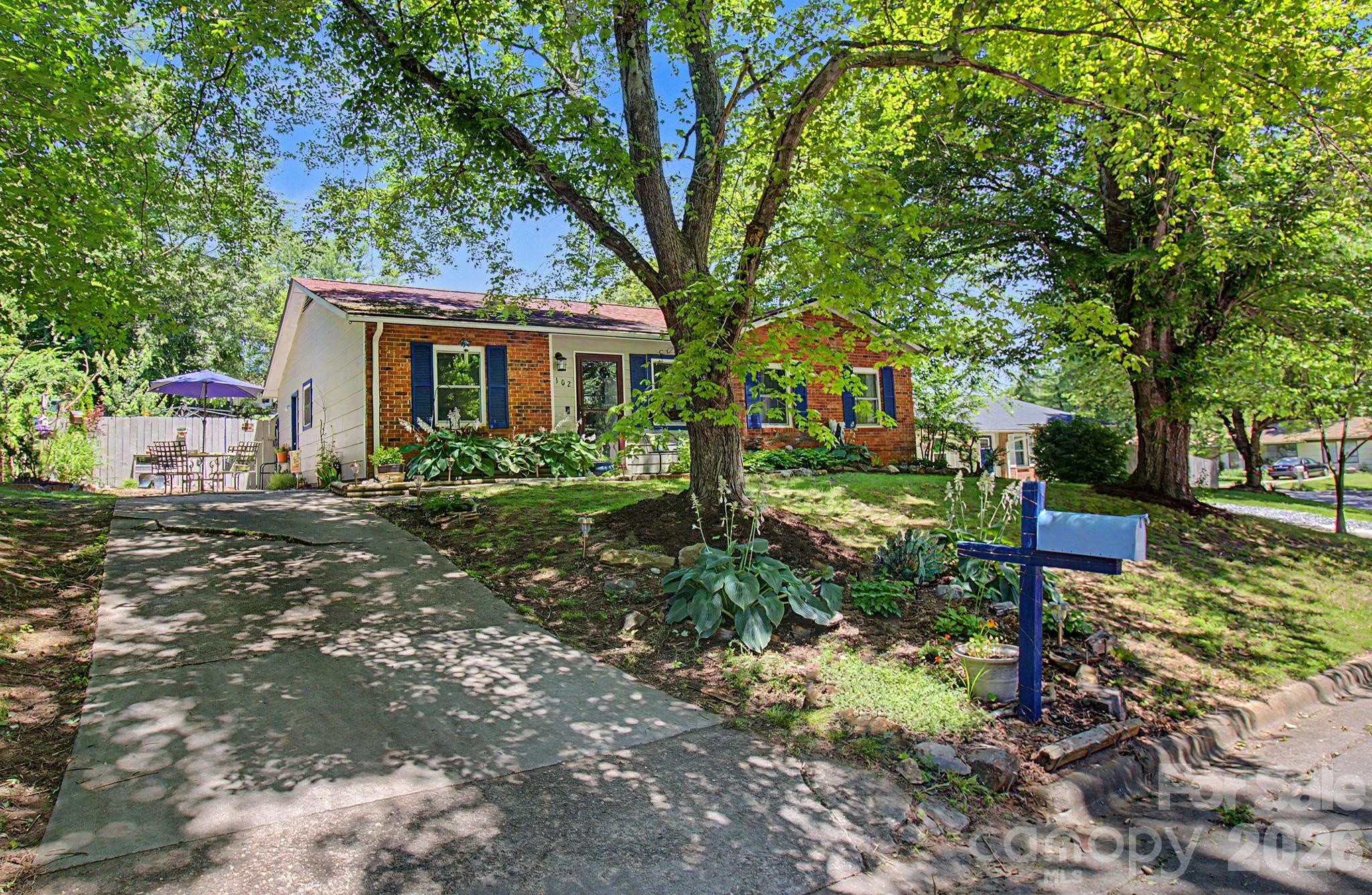102 Wicklow Drive