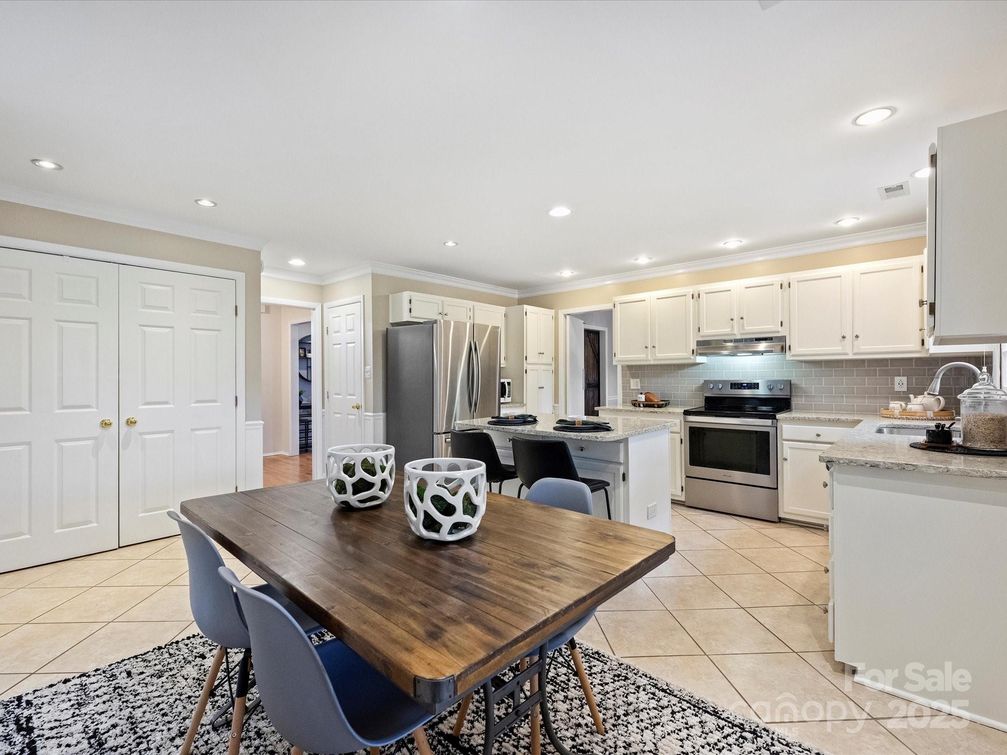 Colony Woods - Residential