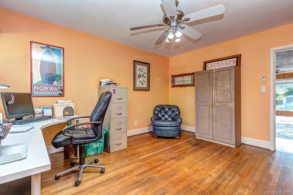 Merry Oaks - Residential