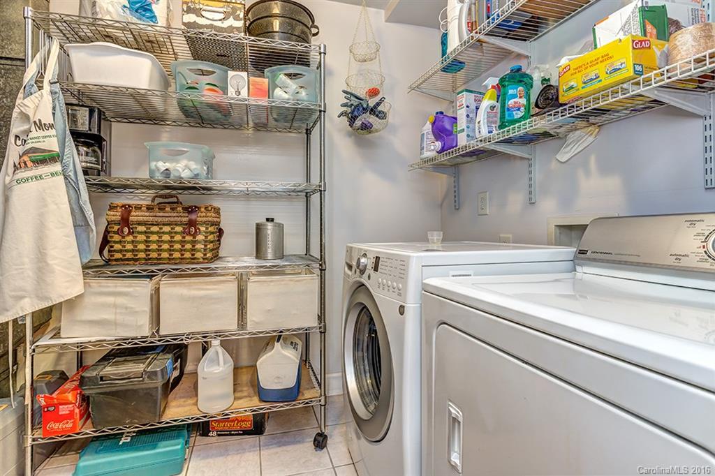 Merry Oaks - Residential