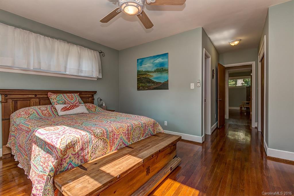 Merry Oaks - Residential