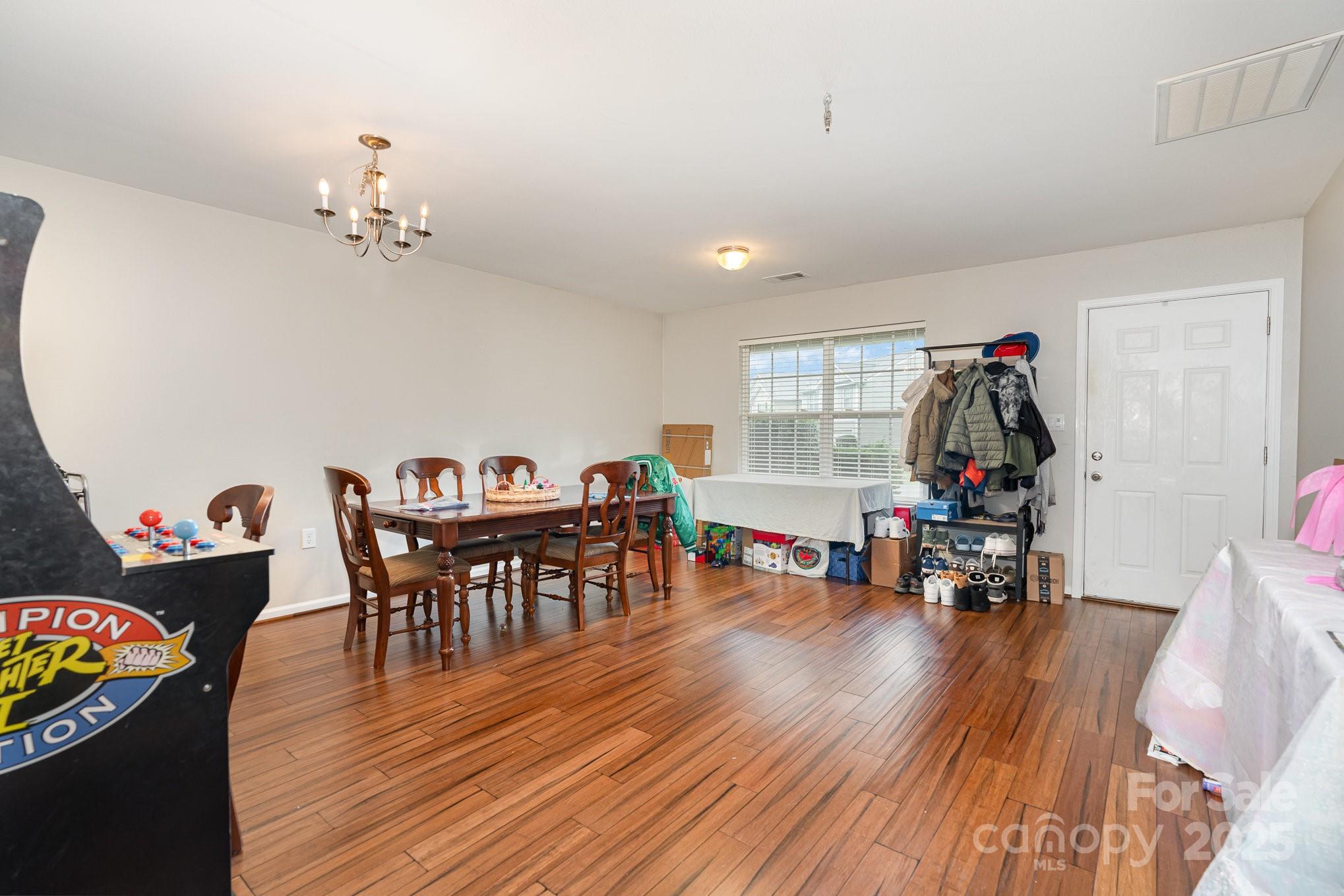 Twin Oaks - Residential