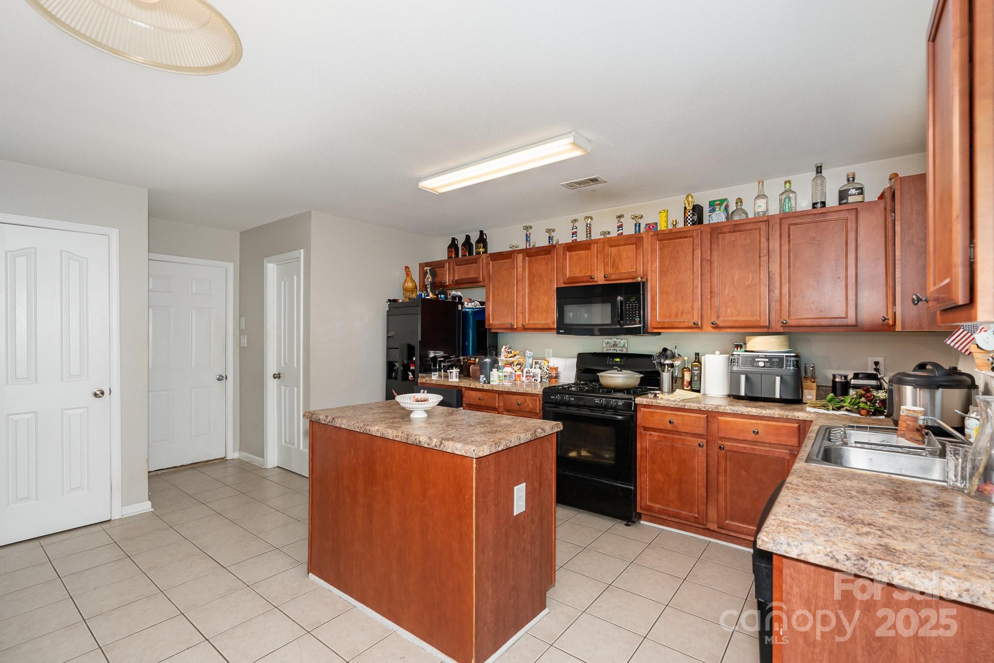 Twin Oaks - Residential