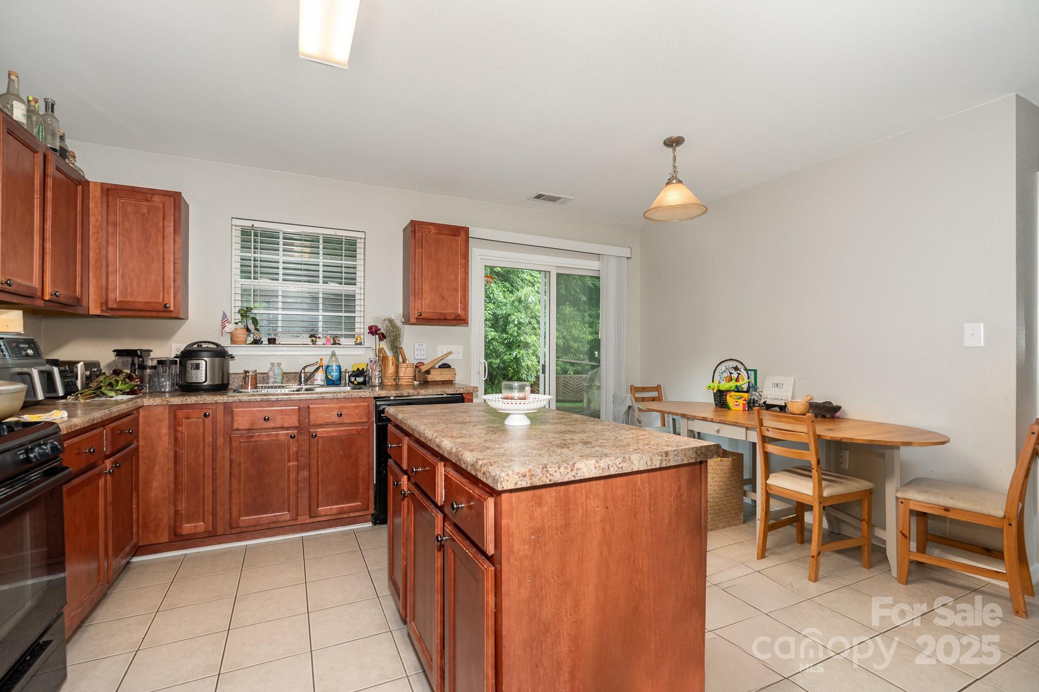 Twin Oaks - Residential