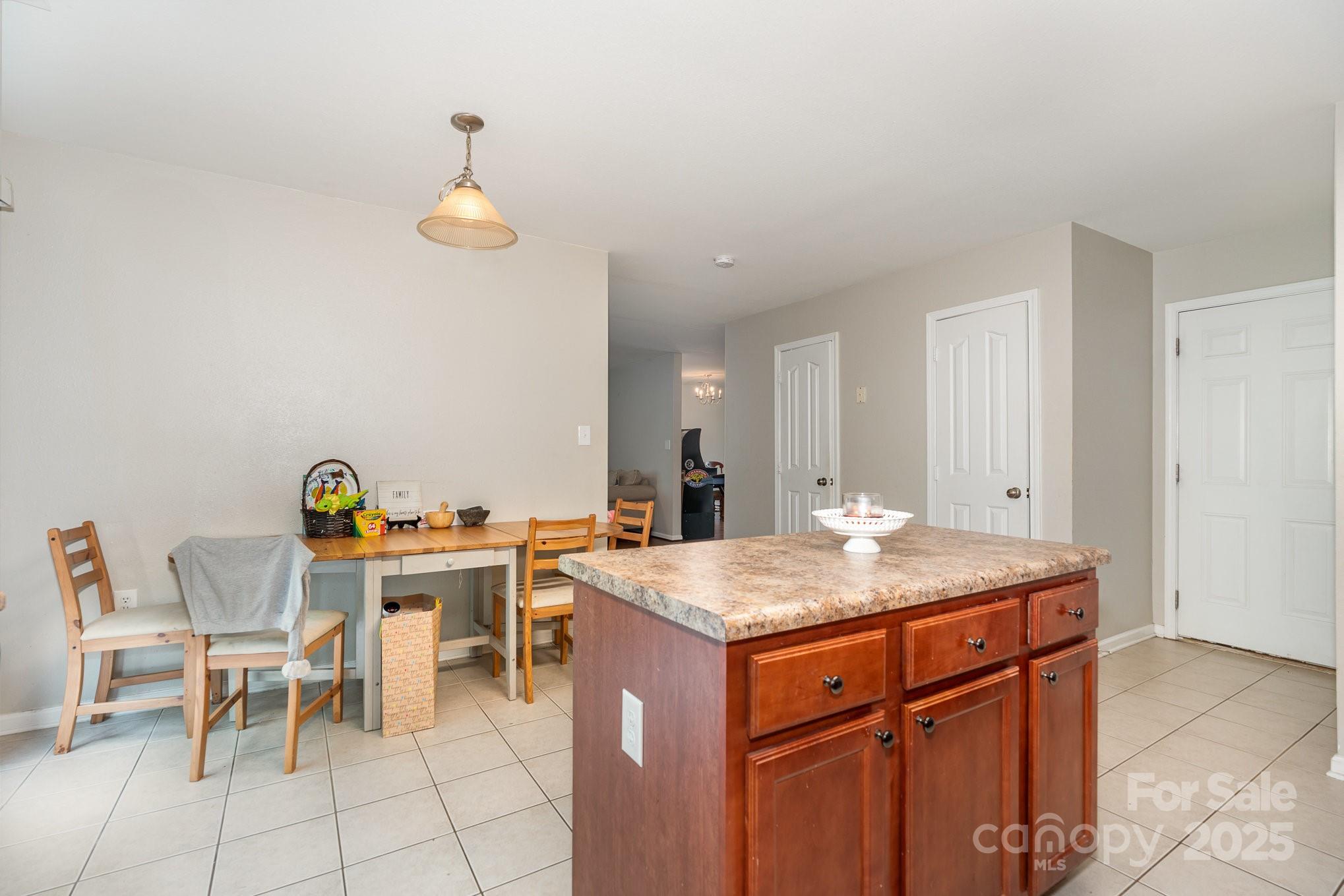 Twin Oaks - Residential