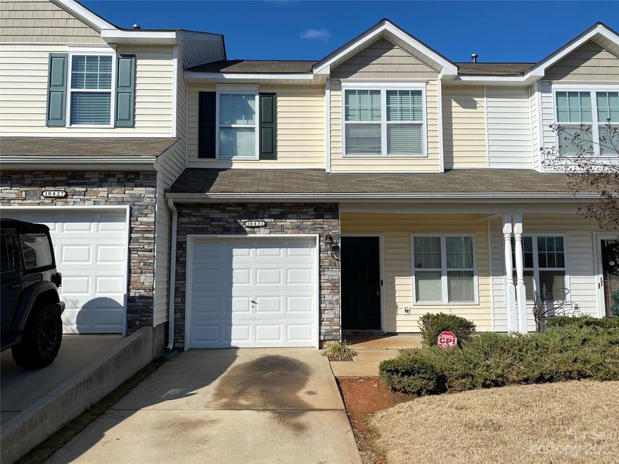 Great Townhome Located minutes from UNCC! Charlotte's Villages of Back Creek Community! The Main
Level has an open floorplan which includes a great room, kitchen with breakfast bar and a separate laundry room. There is a back patio great for entertaining. The primary room is located upstairs along with 2 other spacious bedrooms. Only minutes from shopping, restaurants and The Pavillion. This home is located in a highly desired area and is priced just right.