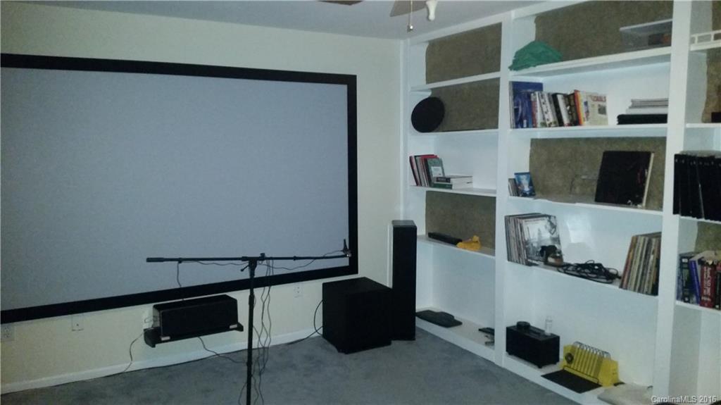 Rocky River Village - Residential