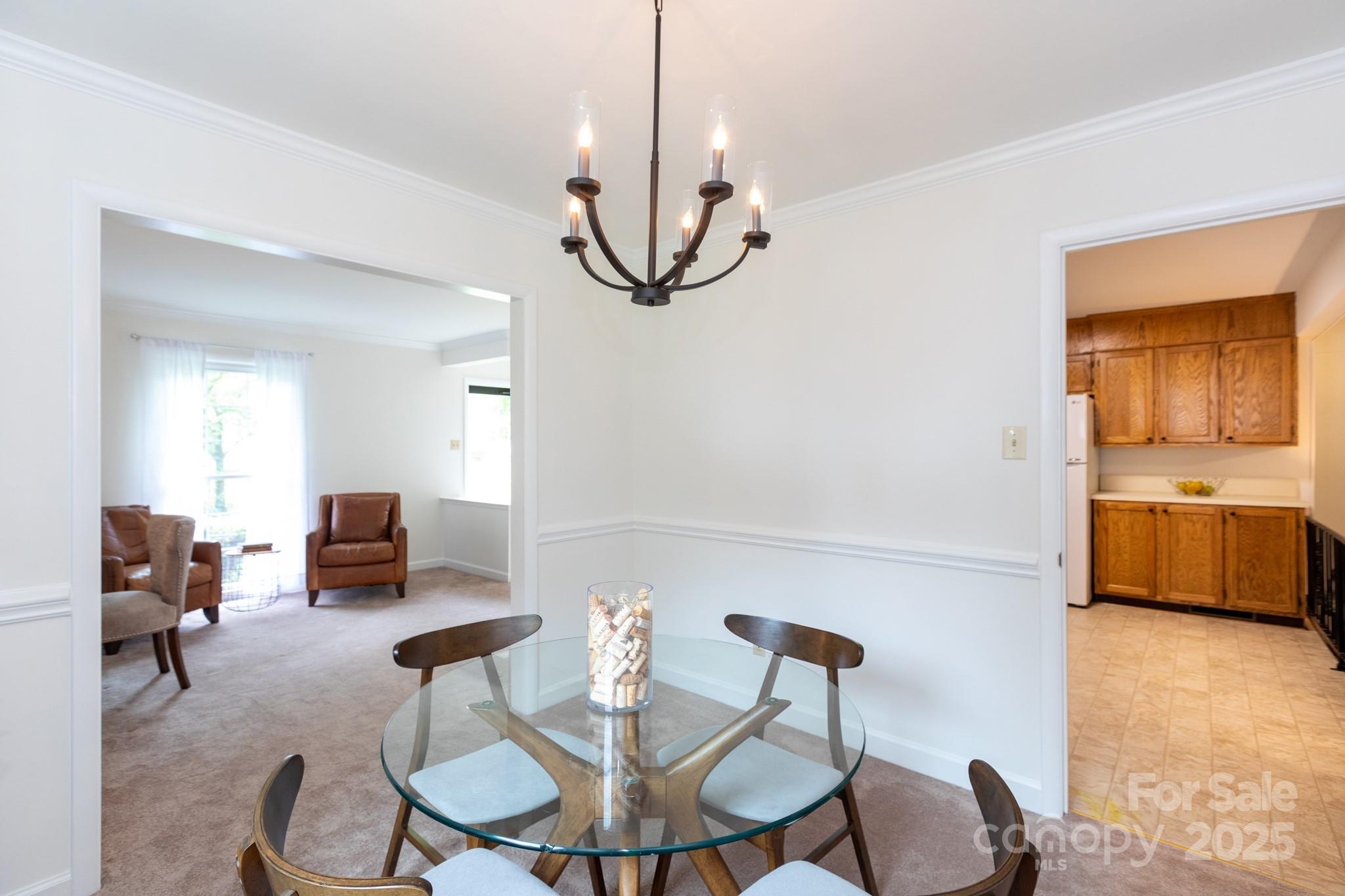 5727 Faulconbridge Road