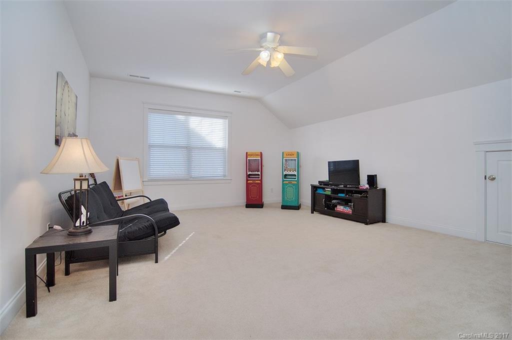 Lake Shore - Residential