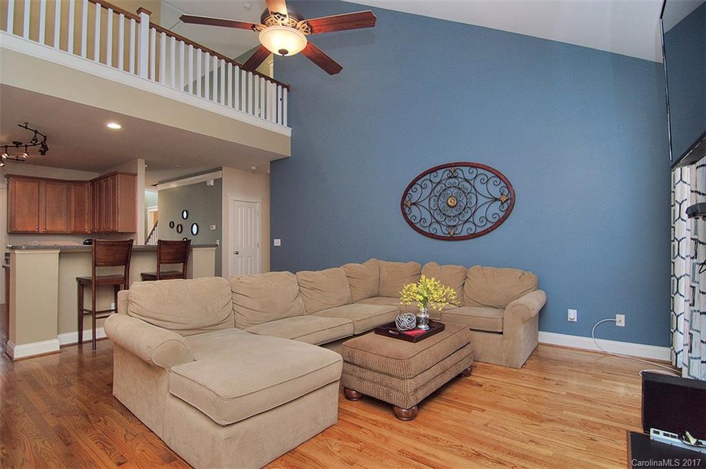 Lake Shore - Residential