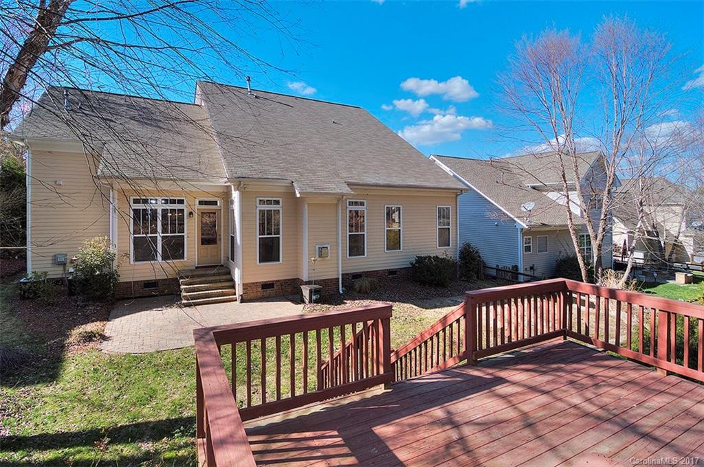 Lake Shore - Residential