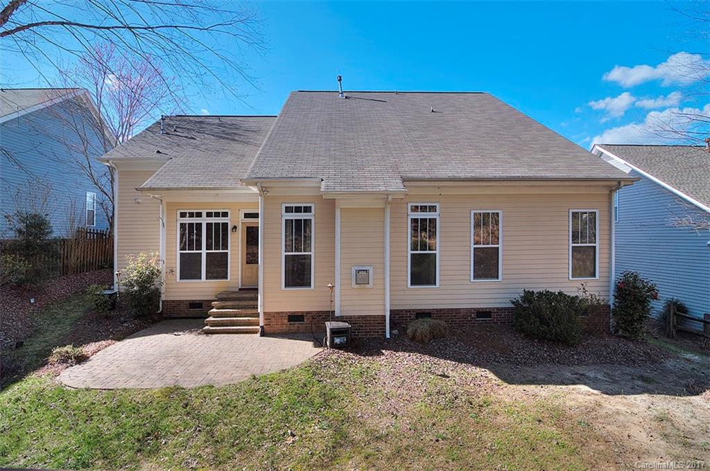 Lake Shore - Residential