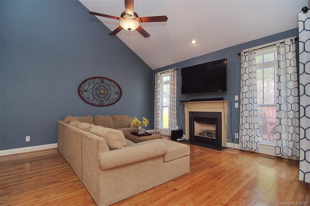 Lake Shore - Residential