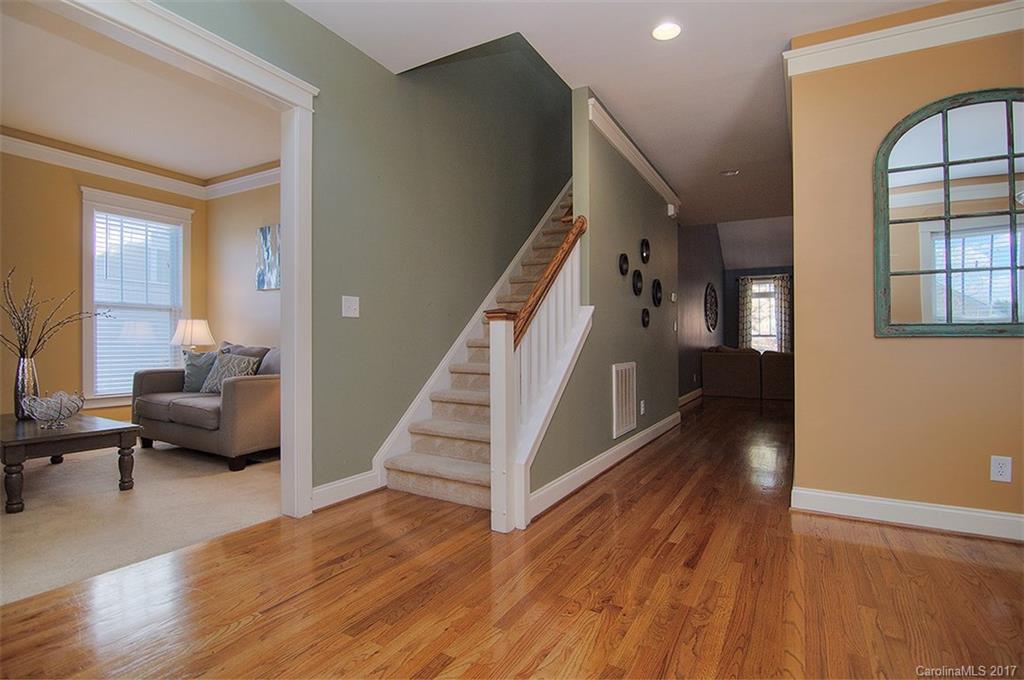 Lake Shore - Residential