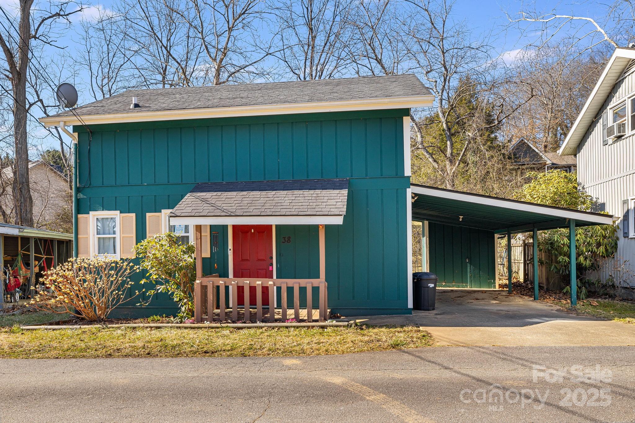 38 Westbrook Circle