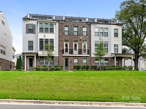 2555 Deacon Avenue Charlotte NC 28204