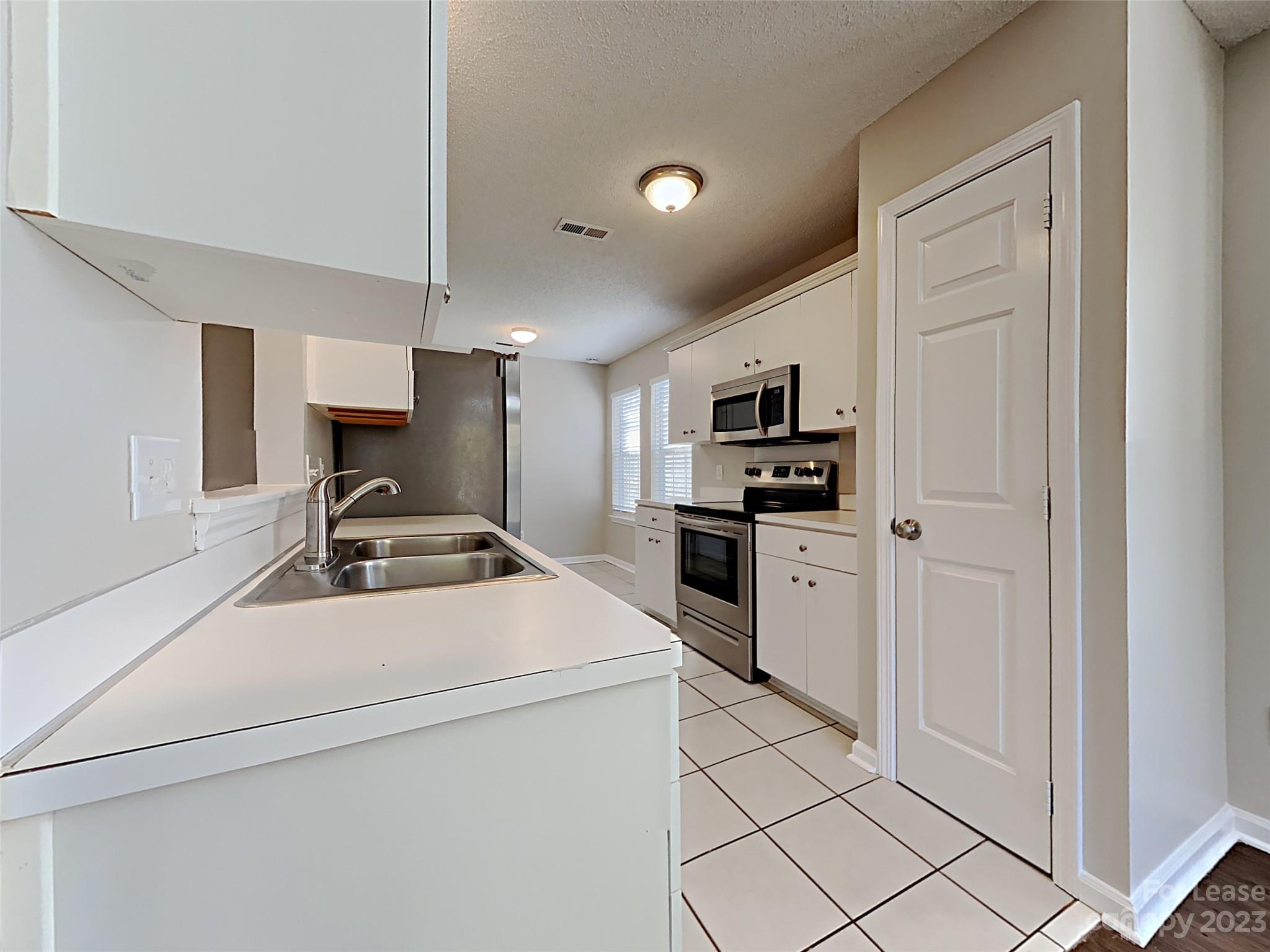 Treyburn - Residential Lease