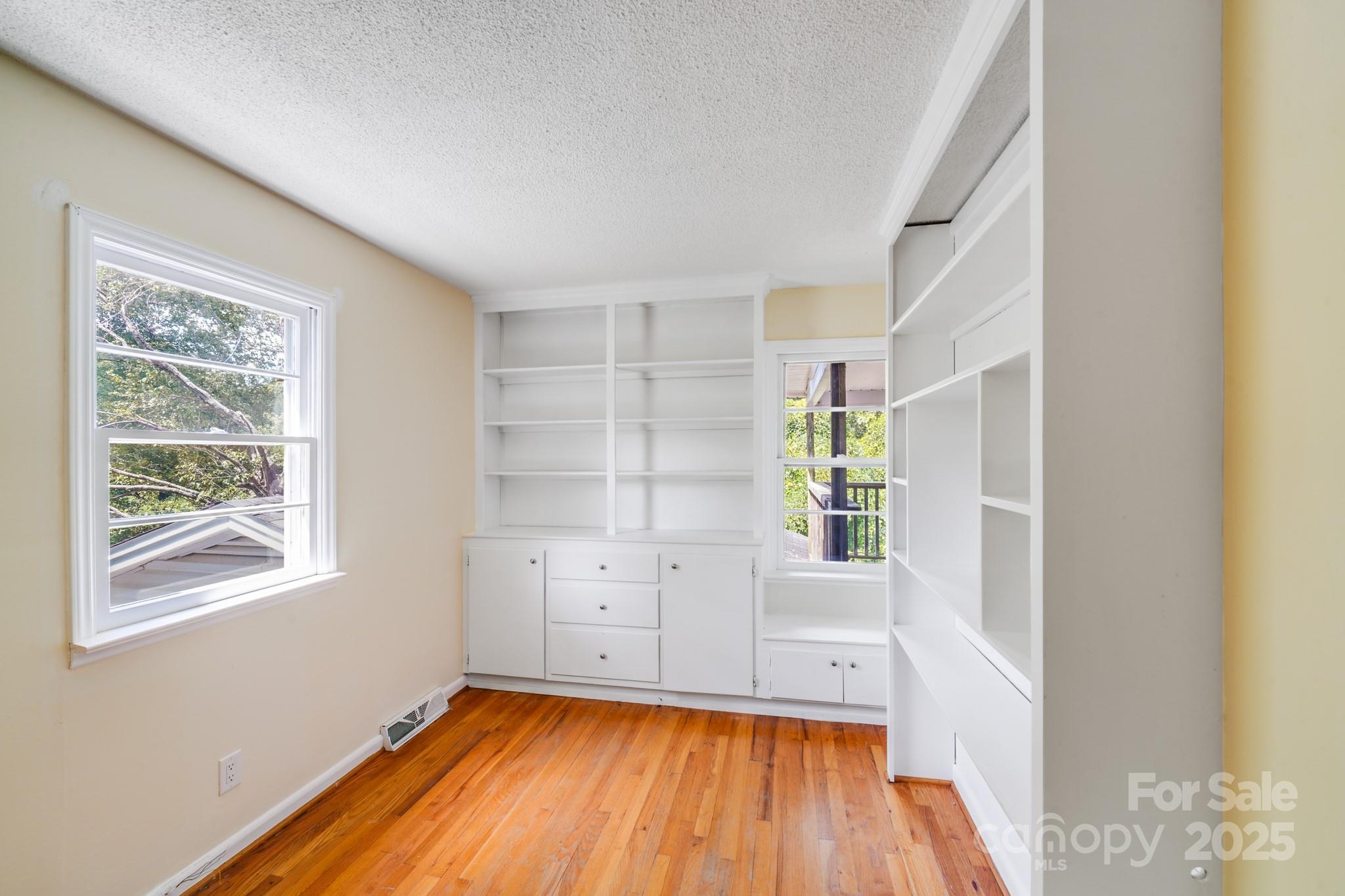 Eastway Heights - Residential