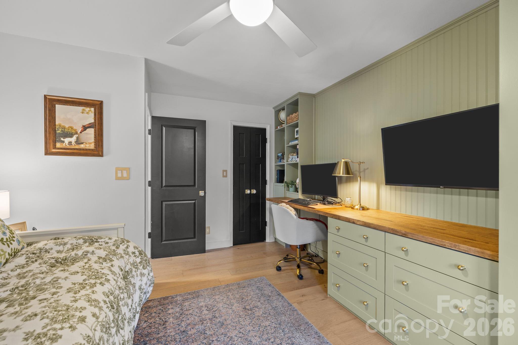 Queens Station - Residential