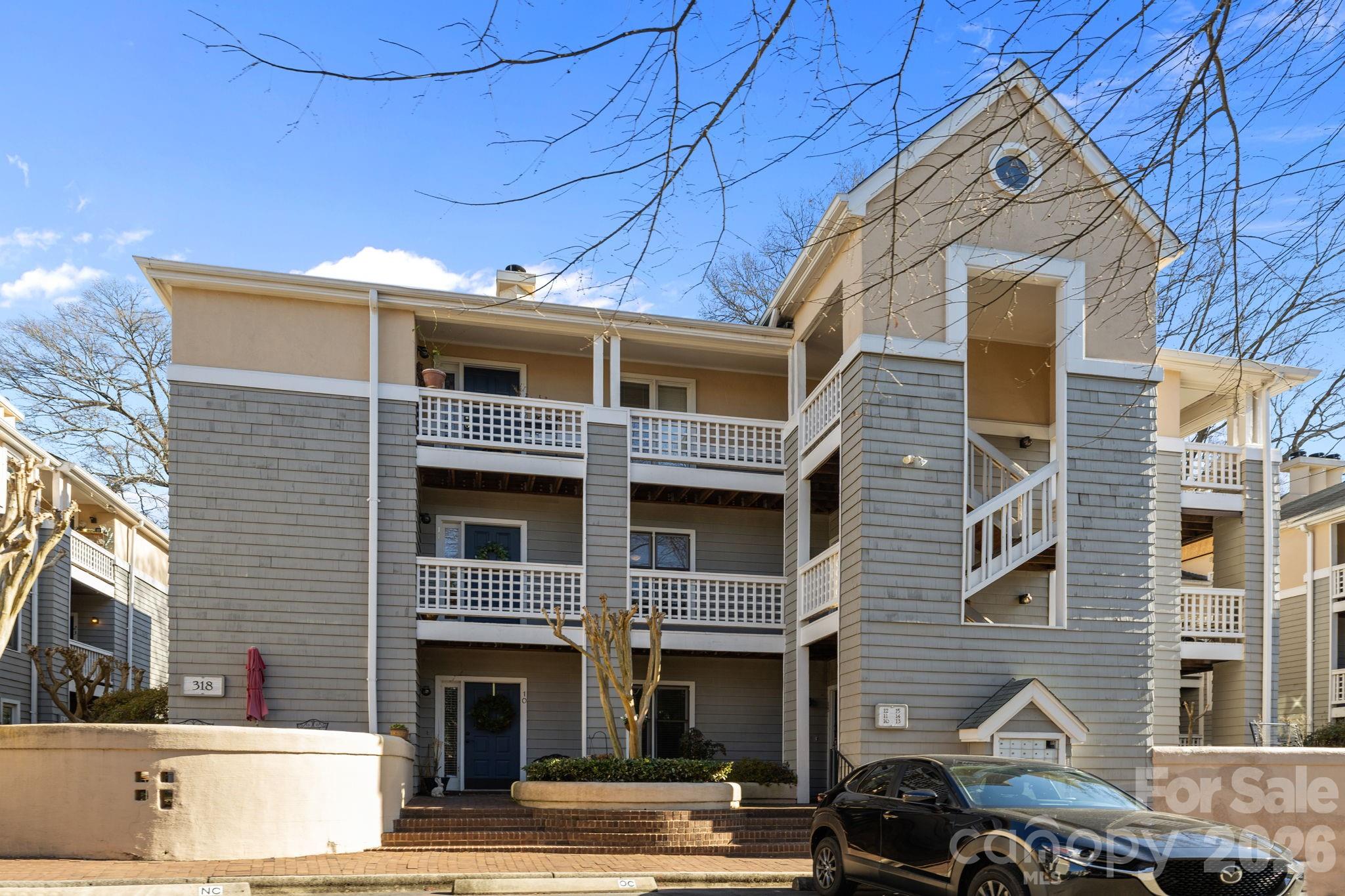 Queens Station - Residential