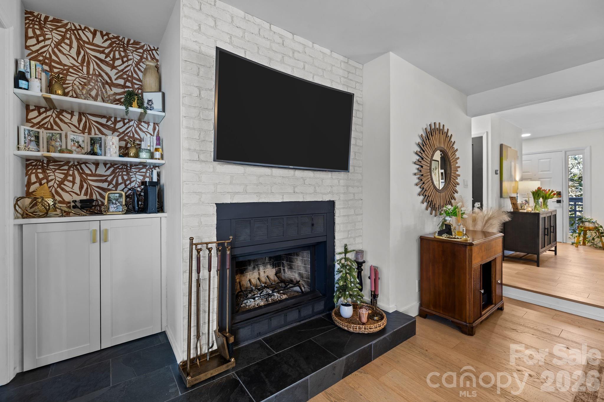 Queens Station - Residential