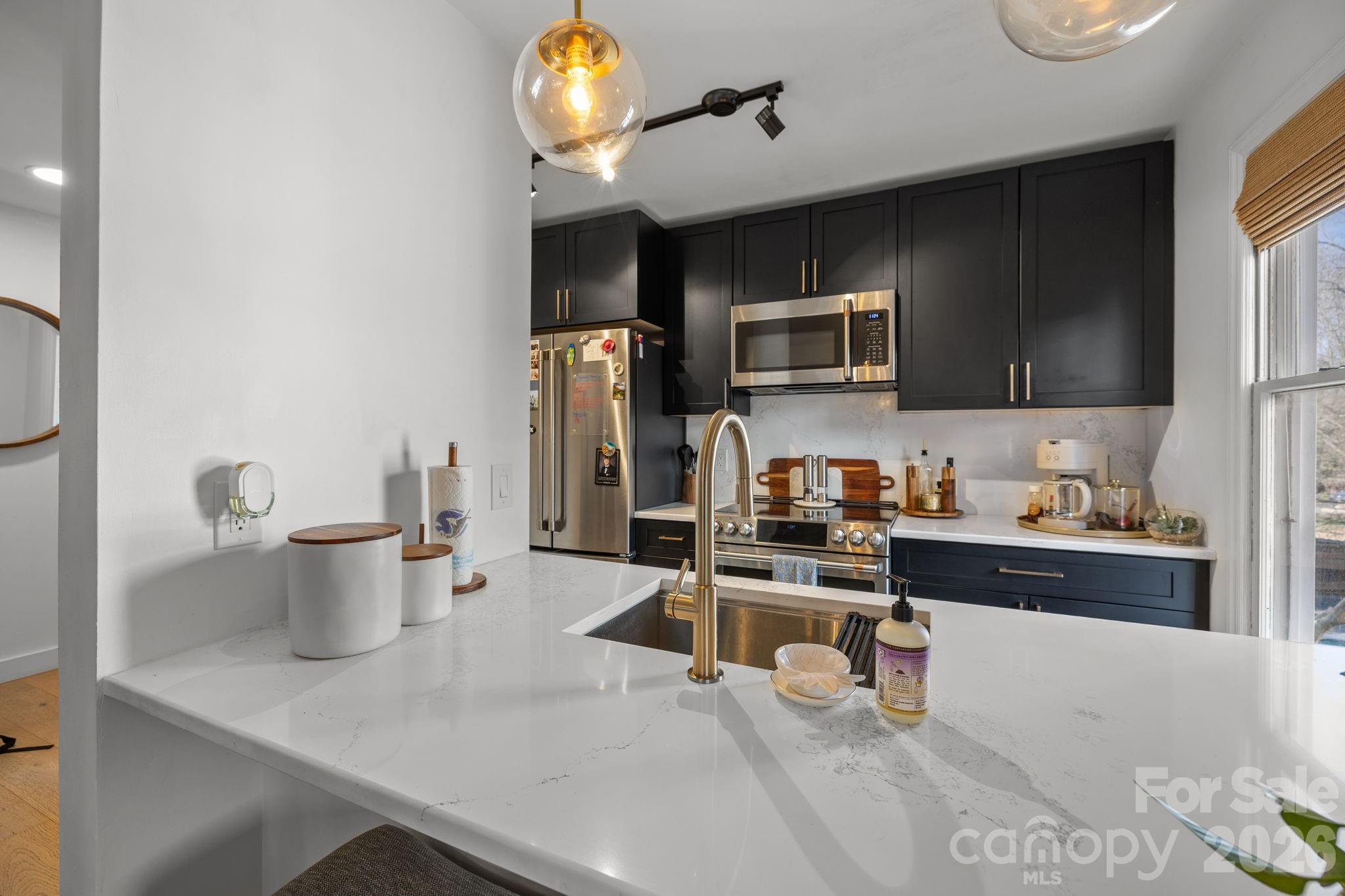 Queens Station - Residential