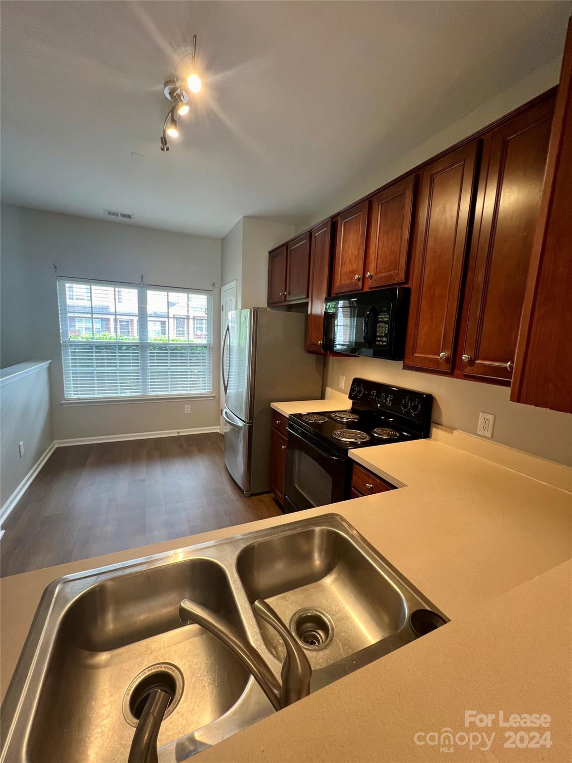 Mill Creek - Residential Lease