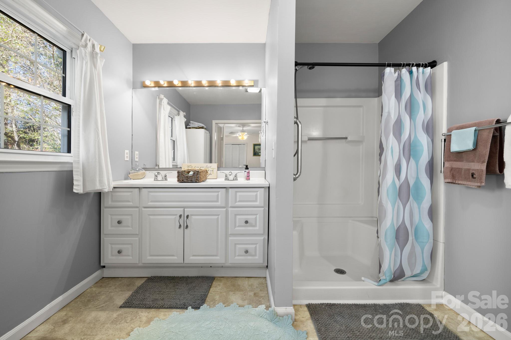 Hillcrest - Residential