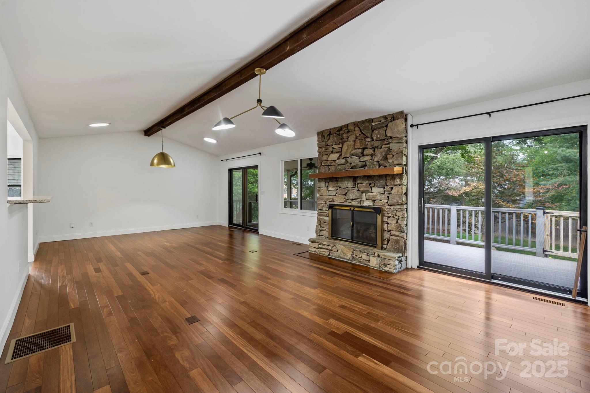 19 Golden Oaks Lane