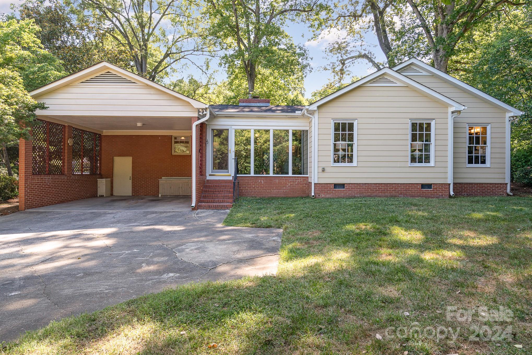 Sherwood Forest - Residential