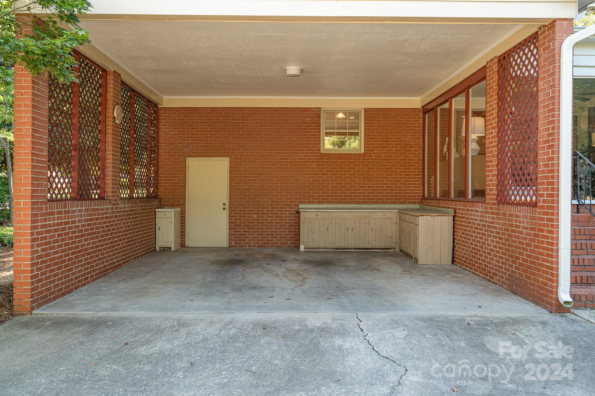 Sherwood Forest - Residential