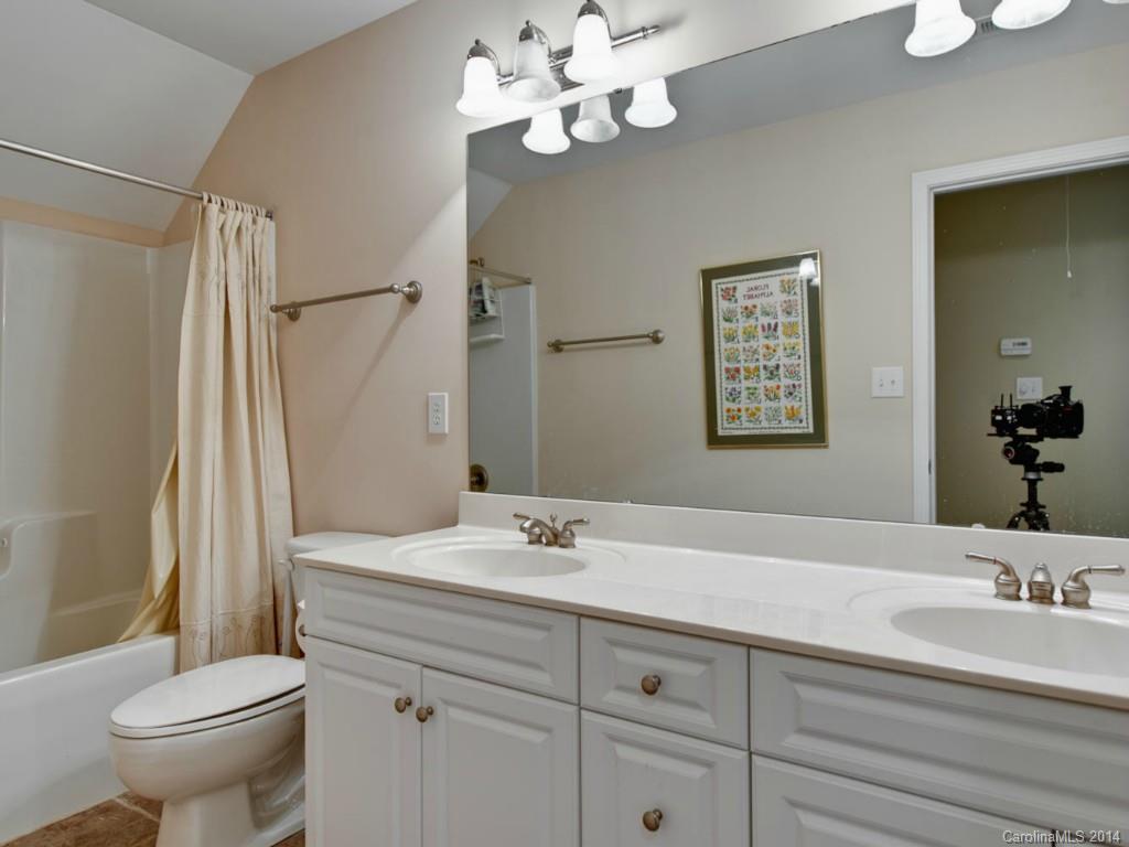 Bishops Ridge - Residential