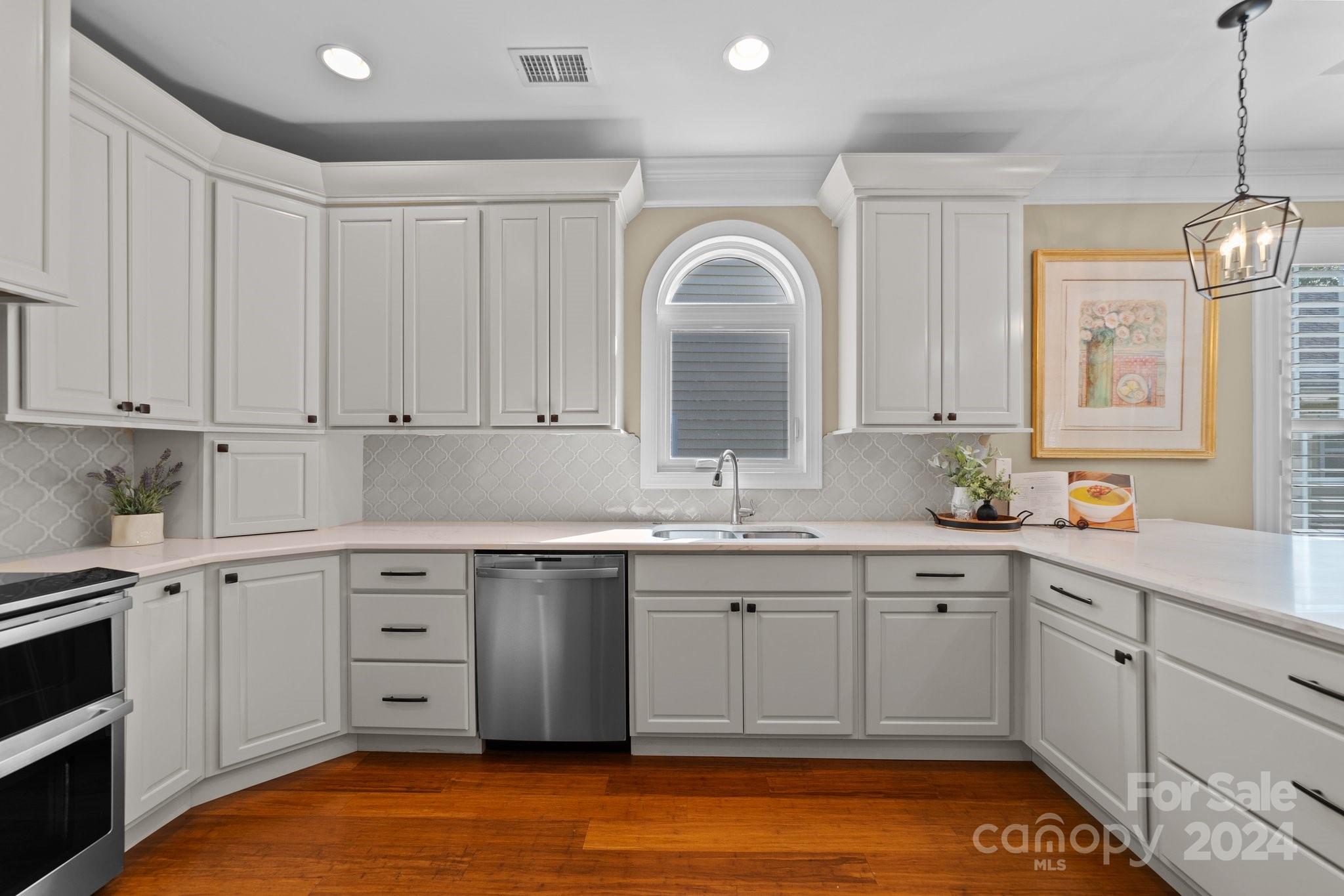 Baileys Glen - Residential