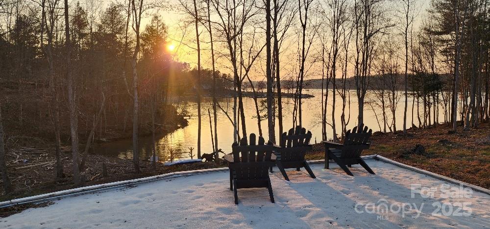 Lakeside Reserve - Land