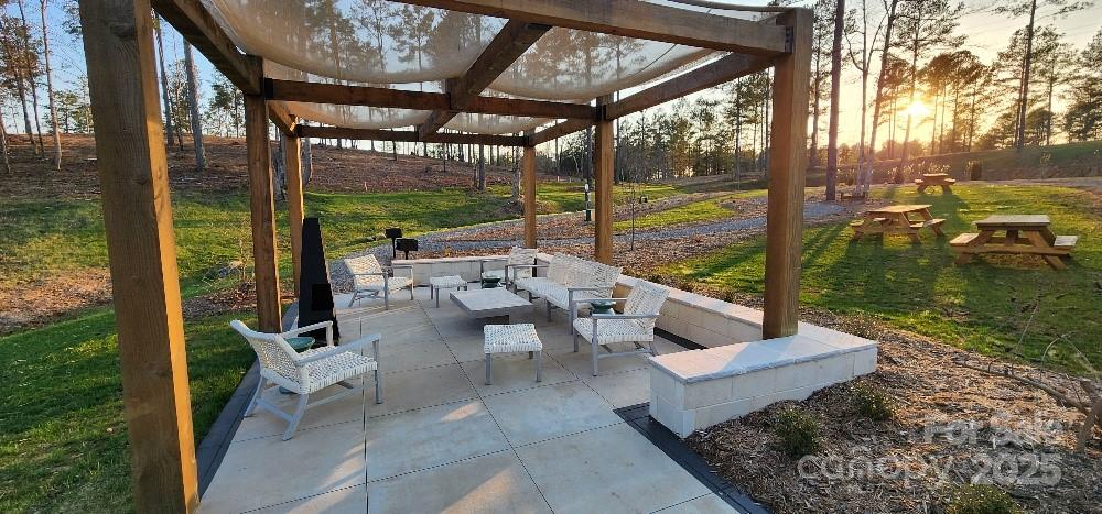 Lakeside Reserve - Land