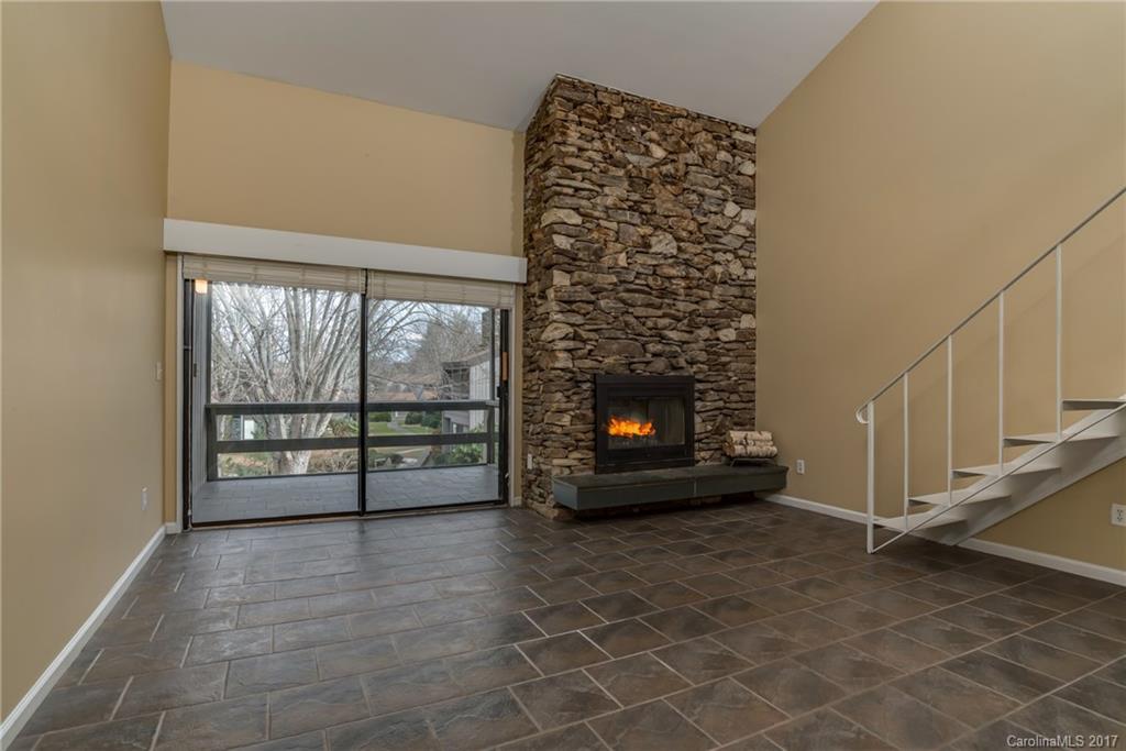 Lakemoor Village - Residential