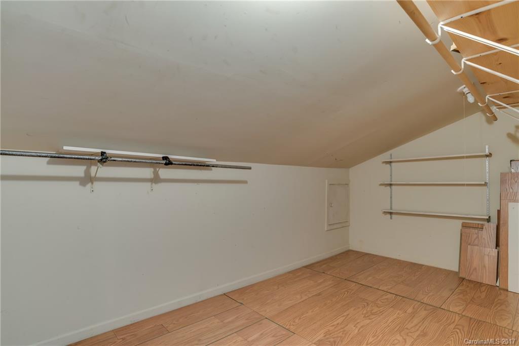 Lakemoor Village - Residential