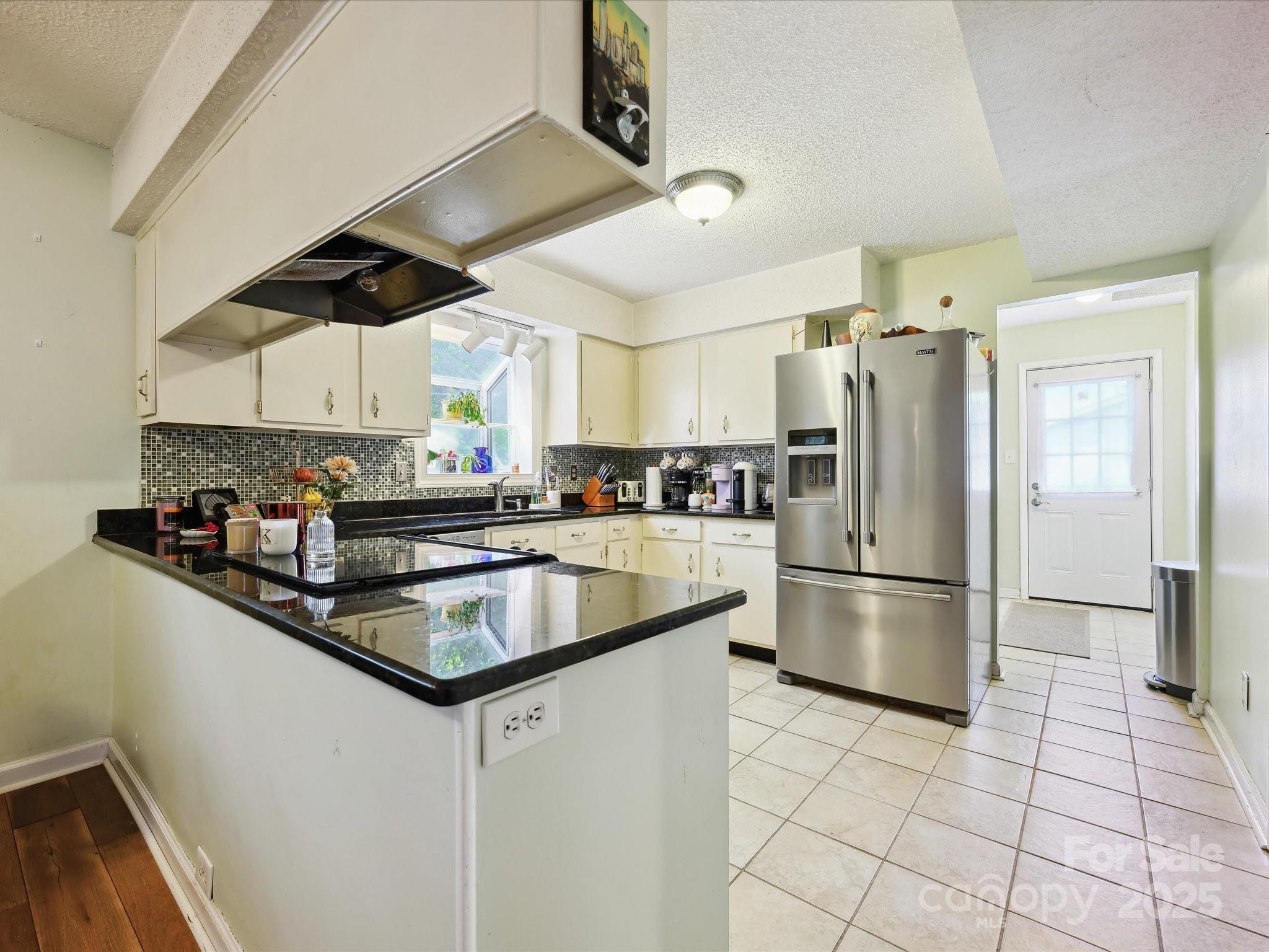 Twelve Oaks - Residential