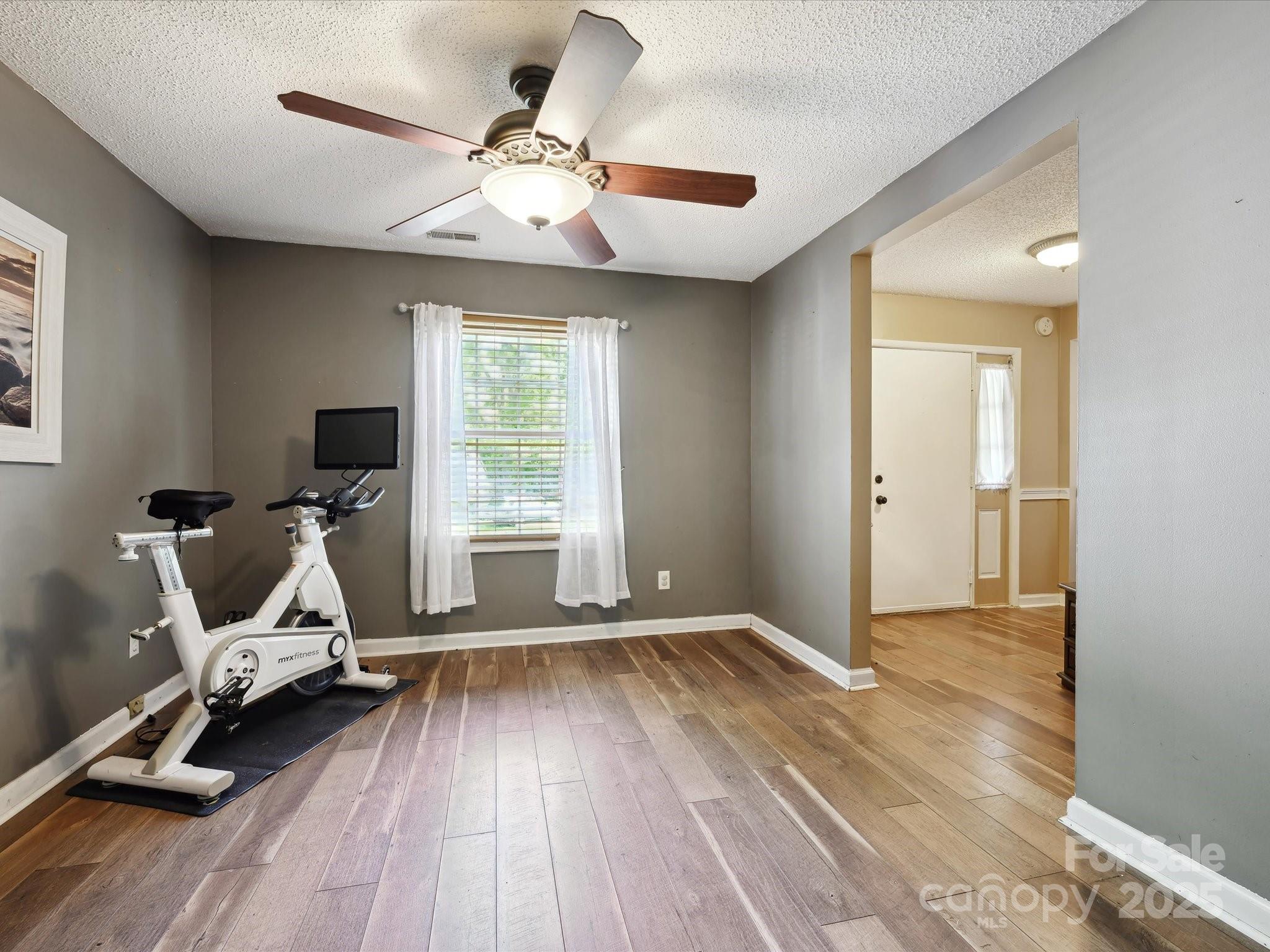 Twelve Oaks - Residential