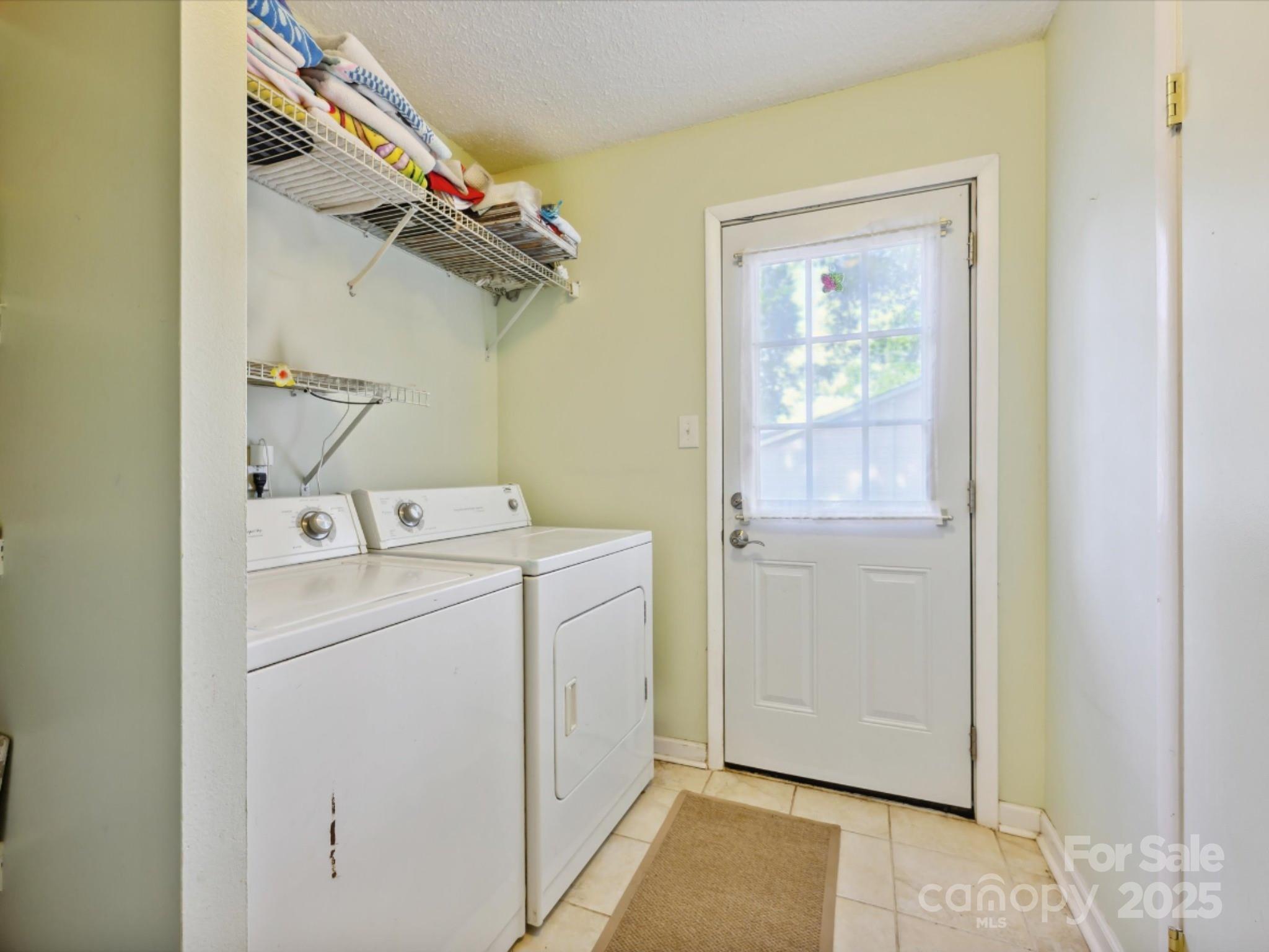 Twelve Oaks - Residential