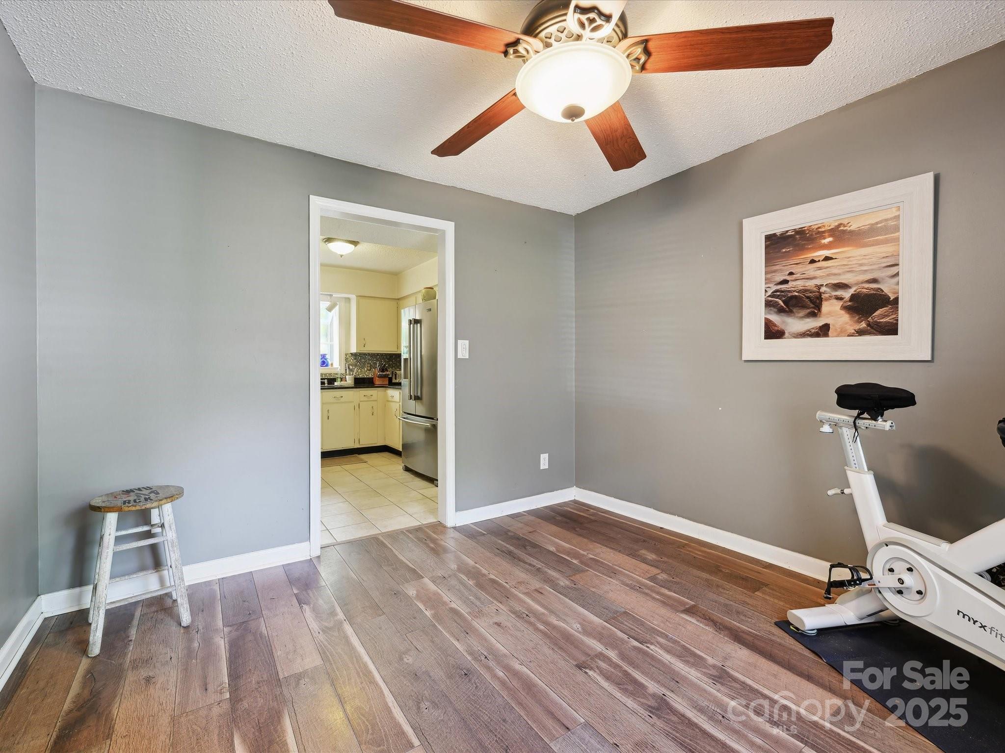 Twelve Oaks - Residential