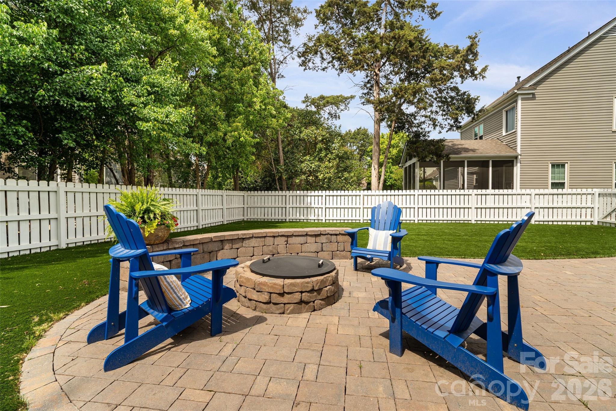 Beverly Crest - Residential