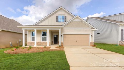 A home in Hendersonville