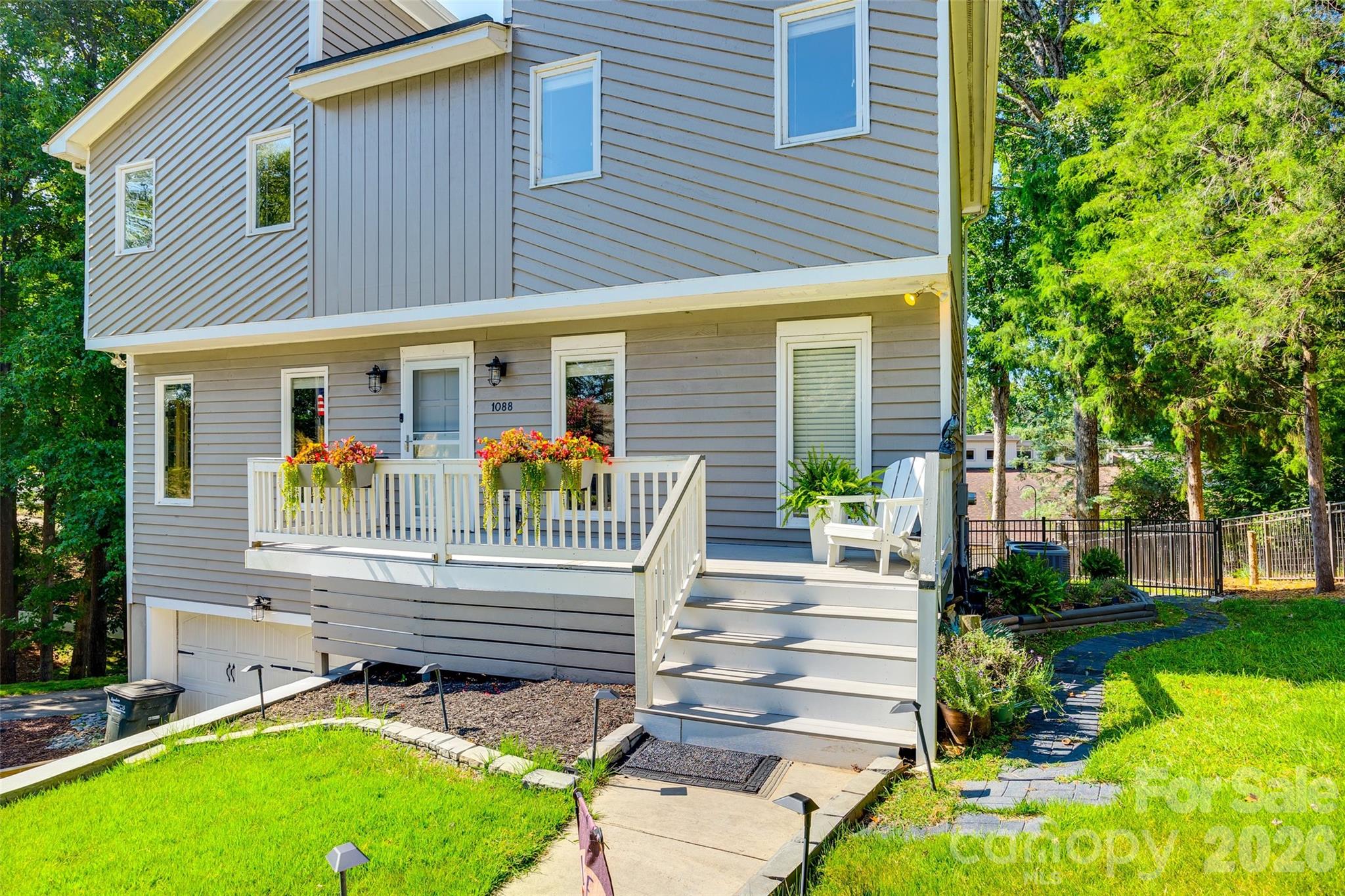 1088 Palmyra Drive