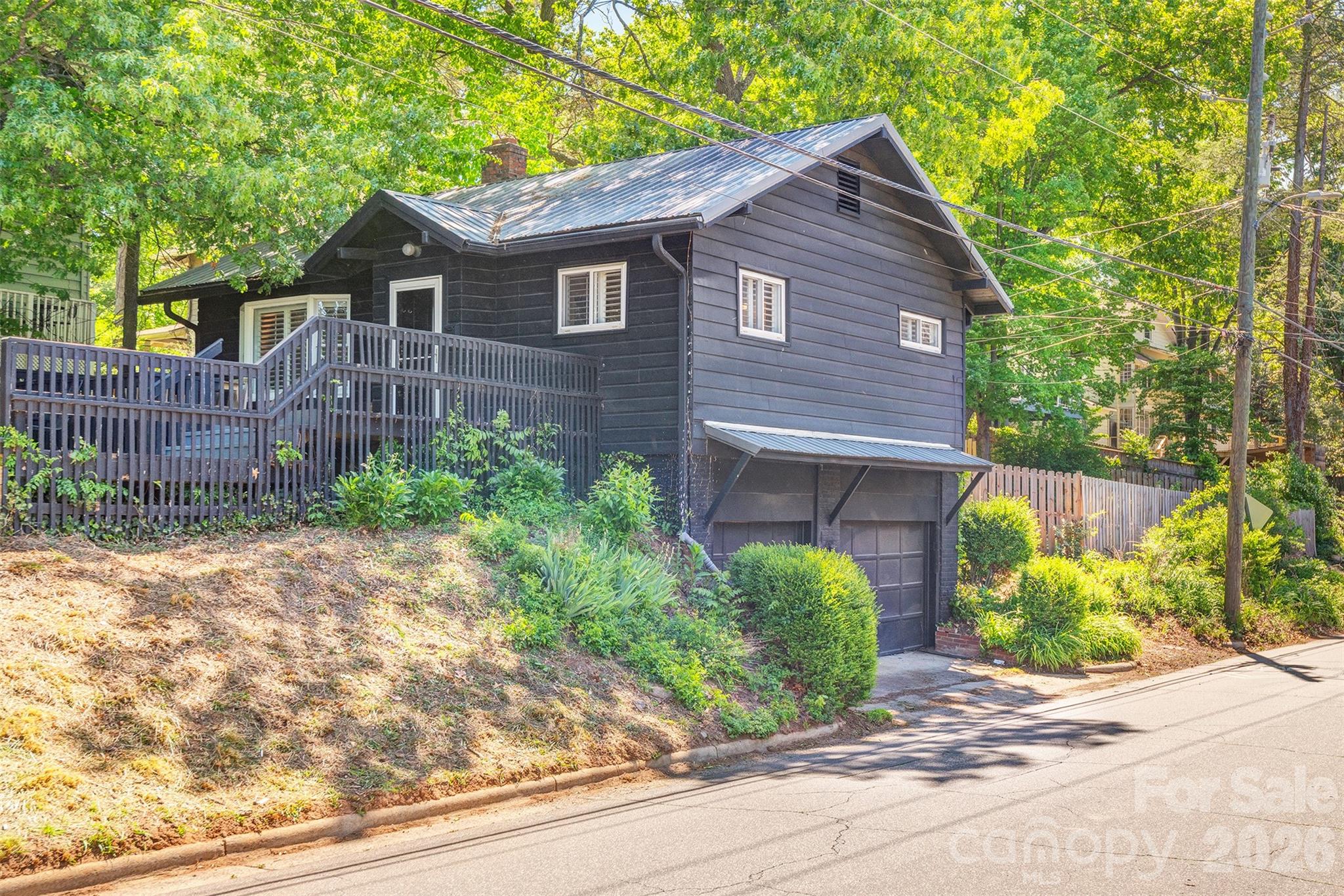 124 Evelyn Place