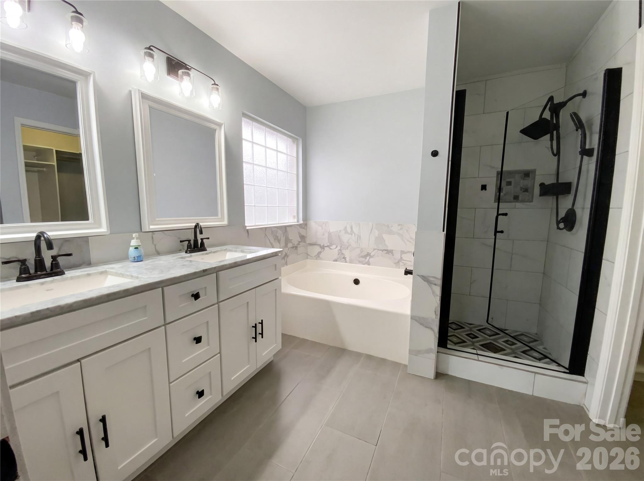 Rolling Hills - Residential