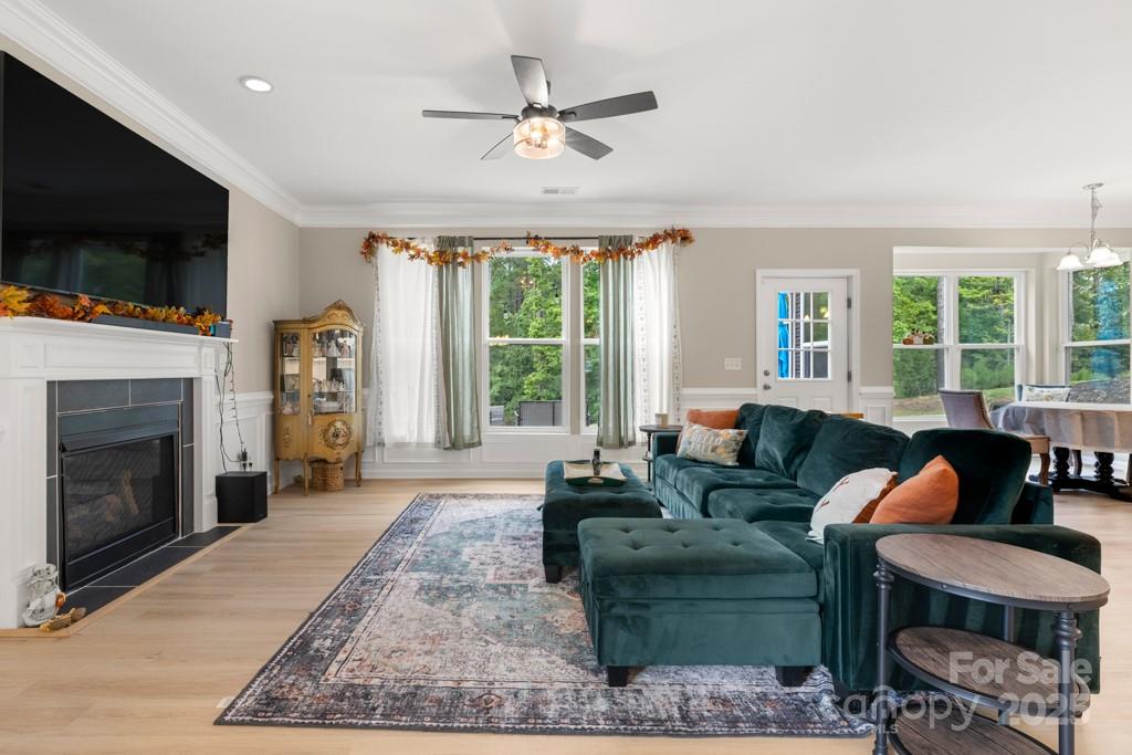 Aragon Beach - Residential