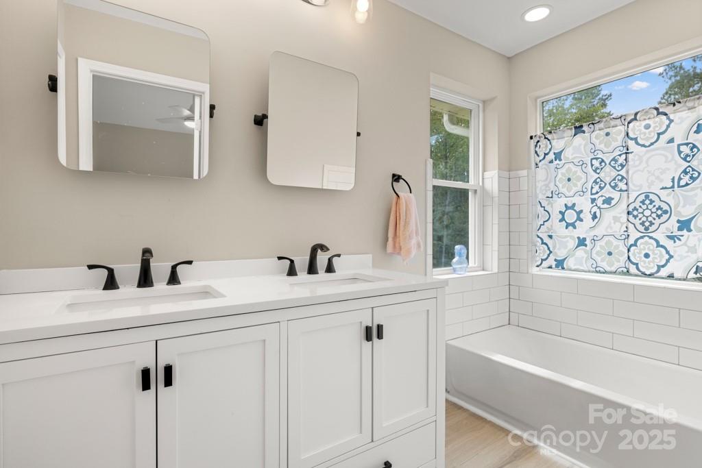 Aragon Beach - Residential