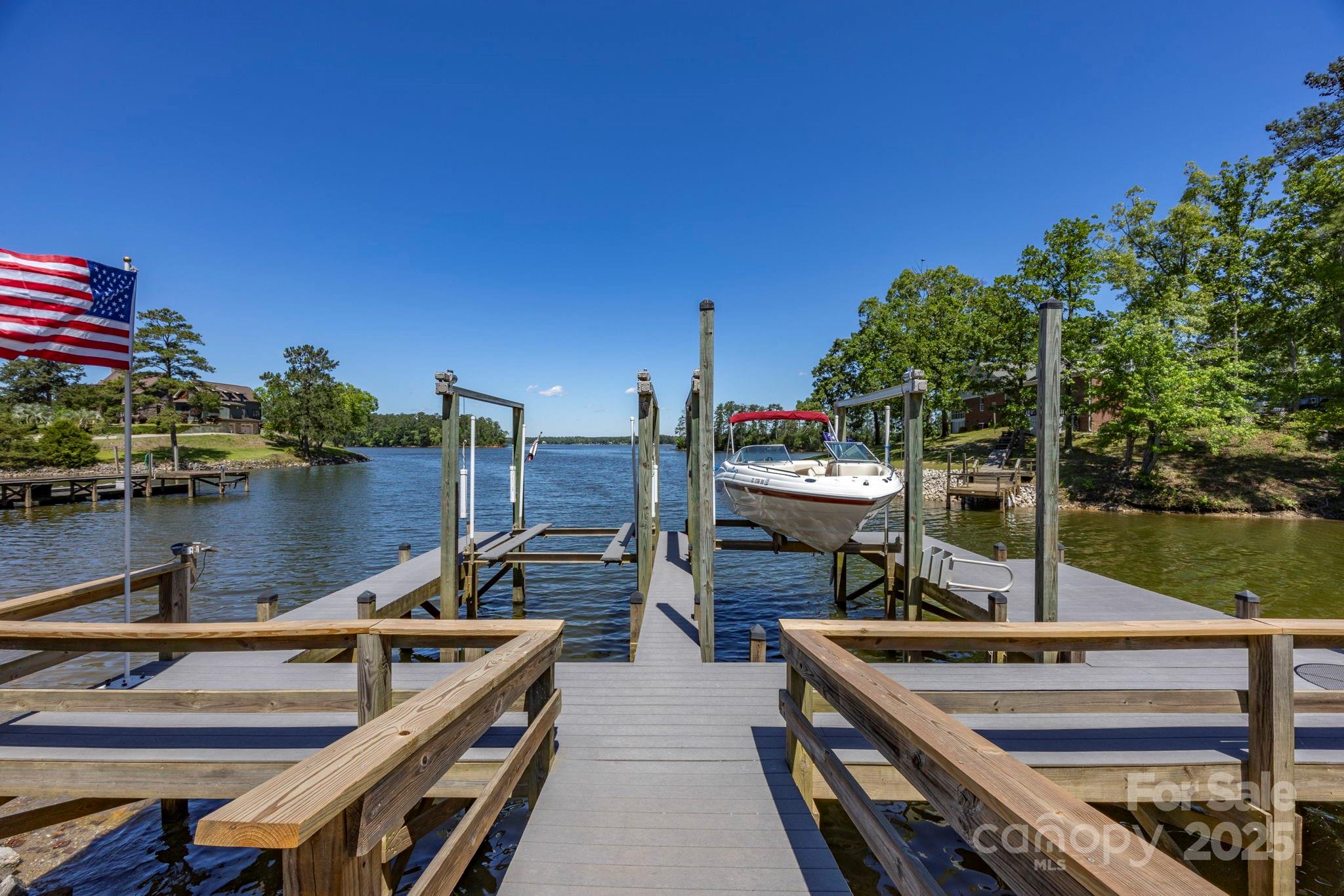 2102 Lake Road